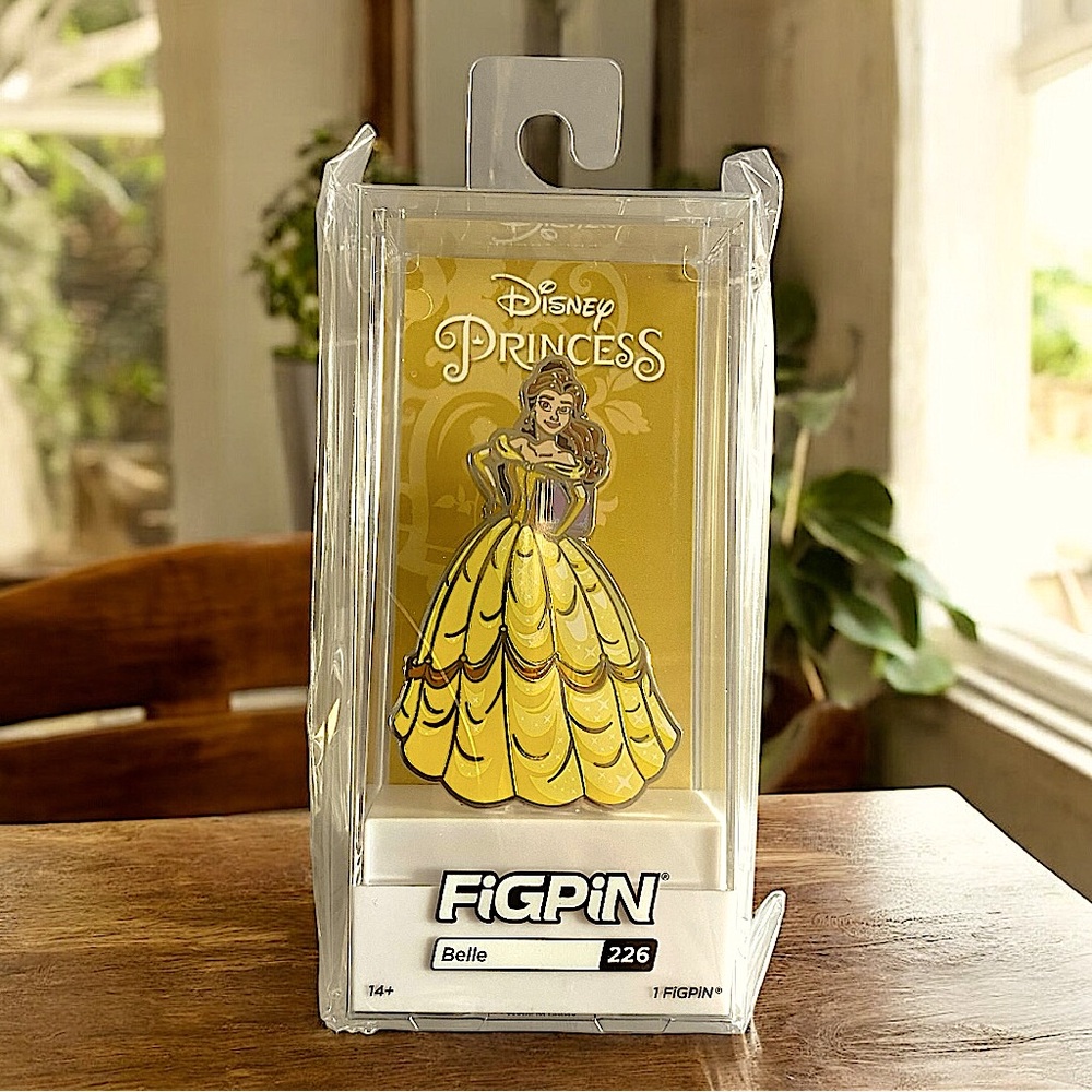 FiGPiN - Disney Princess - Belle #226
